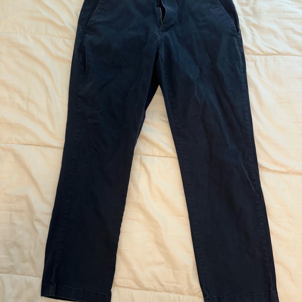 Amazon Essentials Men's Dark Navy Chinos